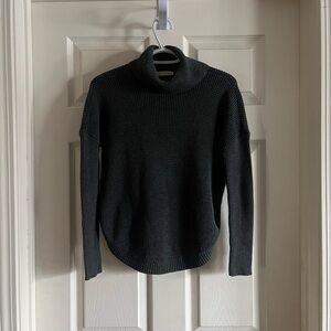 Michael Kors Women's Dark Gray Turtleneck Sweater